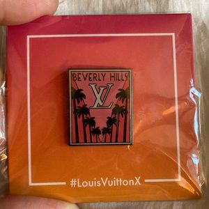 Louis Vuitton Beverly Hills pin